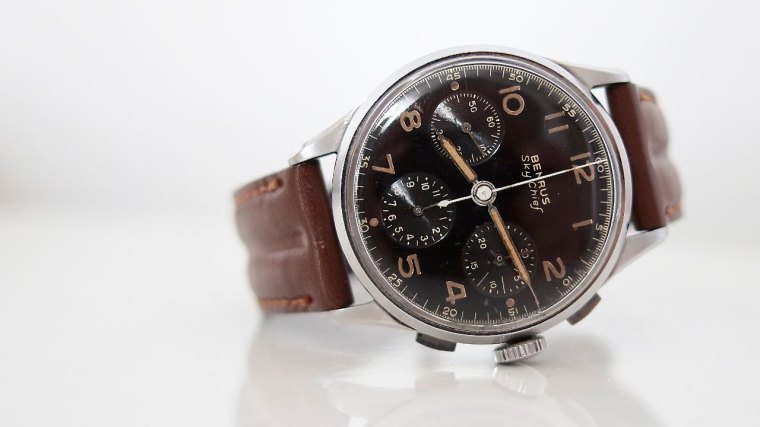 BENRUS Sky Chief Valjoux 72 - Img Fredchrono 01