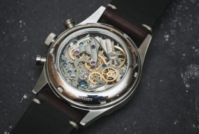 montres_1895.jpeg_north_640x430_transparent.jpg